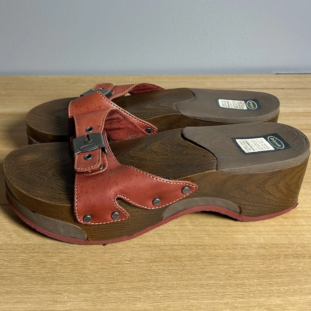 Dr. Scholl's Vintage Y2K 2000s Brick Red Leather Wedge Buckle Slide Sandals